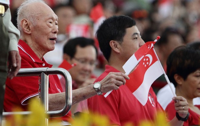 Một trong những lần xuất hiện cuối cùng của ông Lý Quang Diệu trước công chúng là khi ông tham dự lễ kỷ niệm 49 năm Quốc khánh Singapore vào năm 2014, khi ông 90 tuổi - Tin Ảnh: Getty.<br>