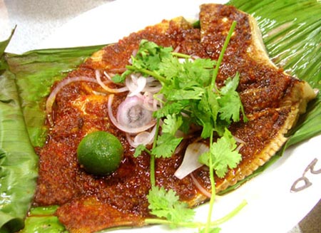 cá đuối nướng Sambal